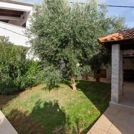 Holiday home House With A Parking Space Valtura, - 16611 *