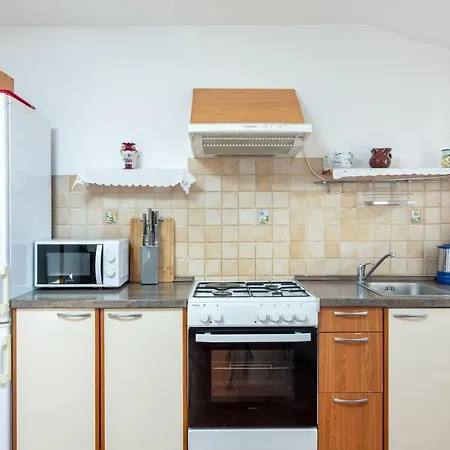 Дом отдыха House With A Parking Space Valtura, - 16611